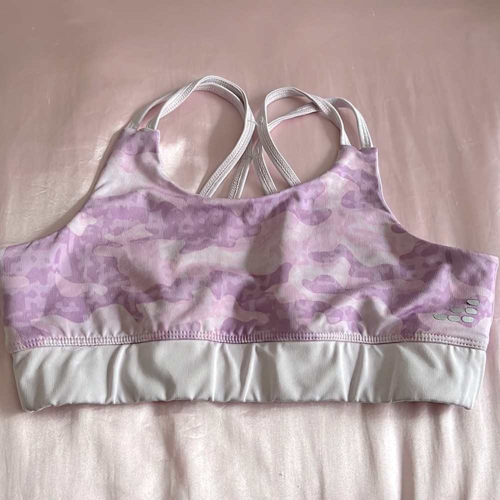 new no stains really pretty